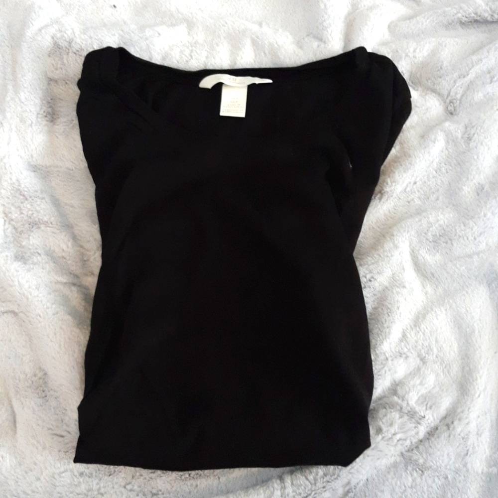 H&M maternity t-shirt
